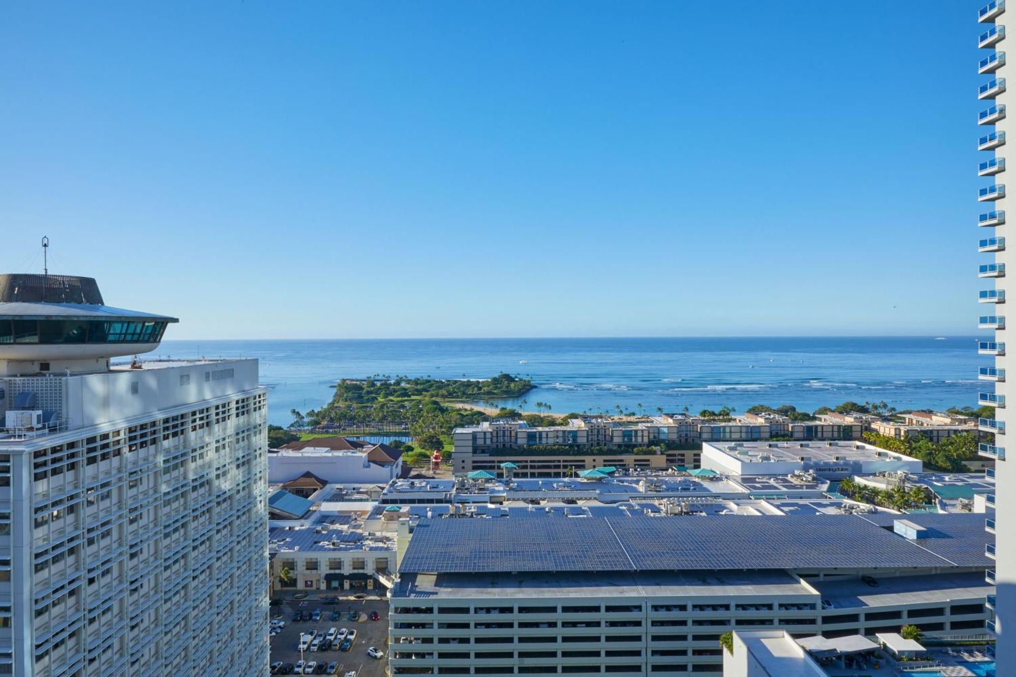 Renaissance & Hotel 5*